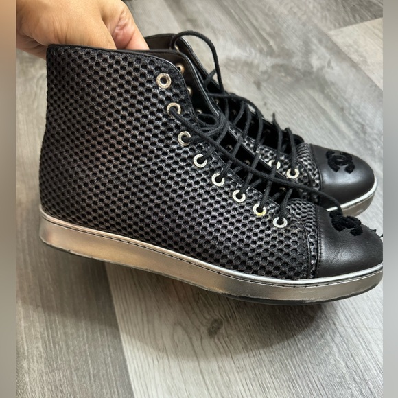 Chanel Boot size 38 Original, No Box With Discount $400 - Picture 9 of 12